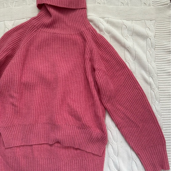 Aritzia Wilfred Free Lin Pink Sweater High Low Hem Wool Turtleneck Size L - Picture 13 of 15